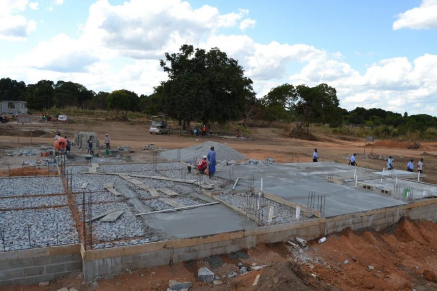 Obras públicas sem qualidade geram críticas em Nampula