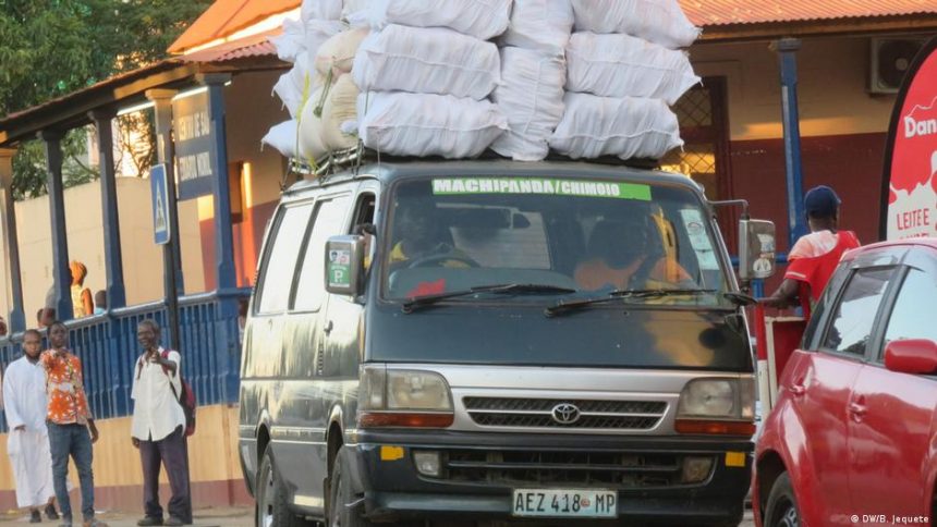 “Chapeiros” voltam a transportar na Beira, mas sob ameaça de novo preço