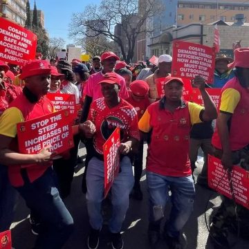 África do Sul em greve nacional marcha para instituições estatais