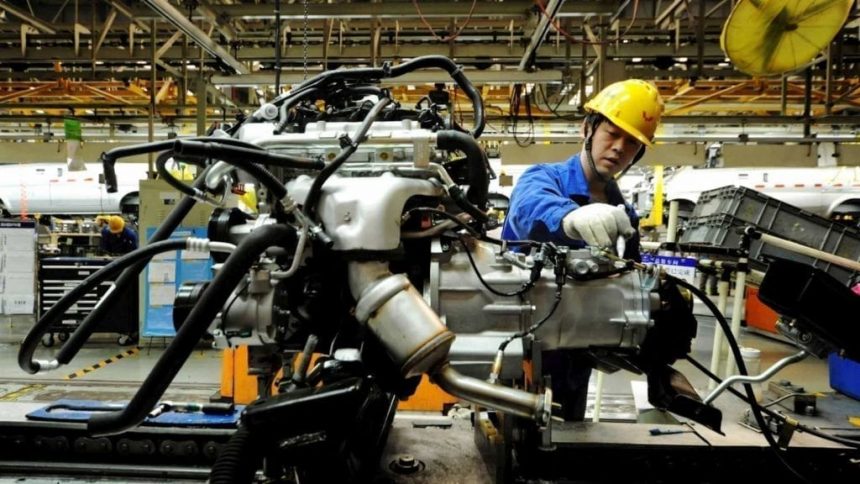 China: Lucros das principais empresas industriais caem 18,8%