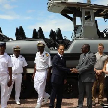 Moçambique recebe barco de patrulha costeira dos Estados Unidos