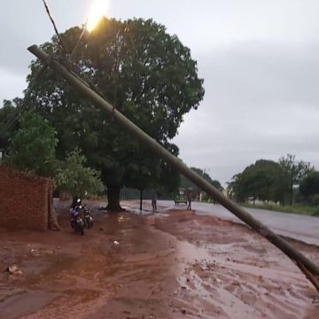 Mau tempo corta energia no distrito de Bárue em Manica