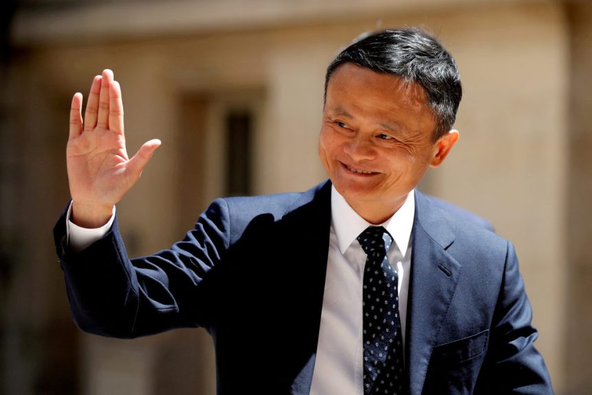 Empresário Jack Ma regressa à China após mais de um ano de ausência