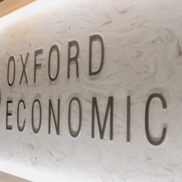 Oxford Economics: Recente descida do rating de Moçambique mostra que o crédito ainda tem “um risco substancial”