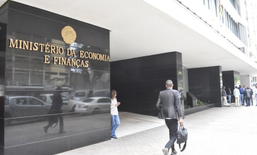 Ministério das Finanças anuncia pagamento de 13º salário até 15 de Fevereiro