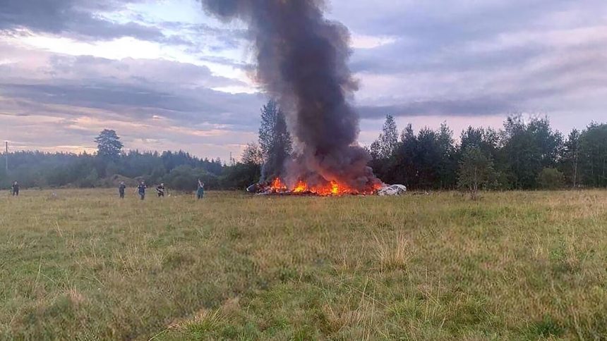 Helicóptero militar americano despenha-se, faz três mortos e deixa vários fuzileiros navais feridos