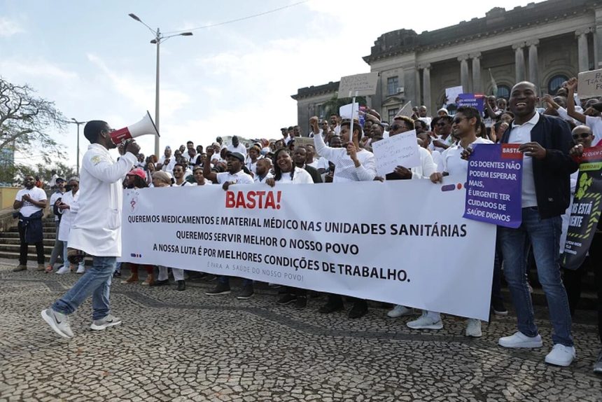 Médicos suspendem greve por 40 dias e retomam actividades esta quinta-feira