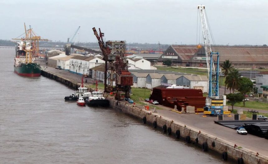 Dragagem do porto de Quelimane avaliada em 5,3 milhões de dólares