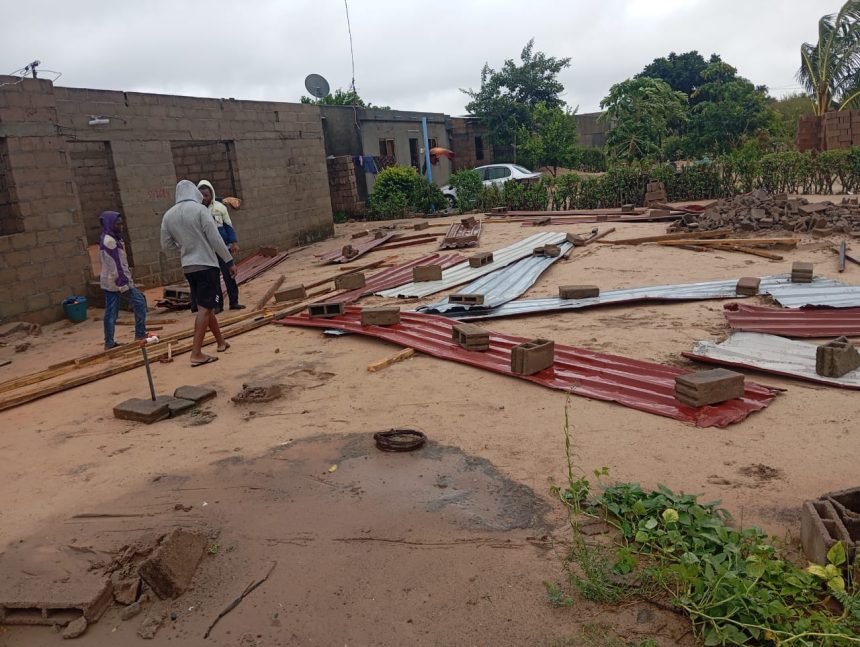 Matola: Tempestade Filipo passa e “arrasa” bairro de Muhalaze