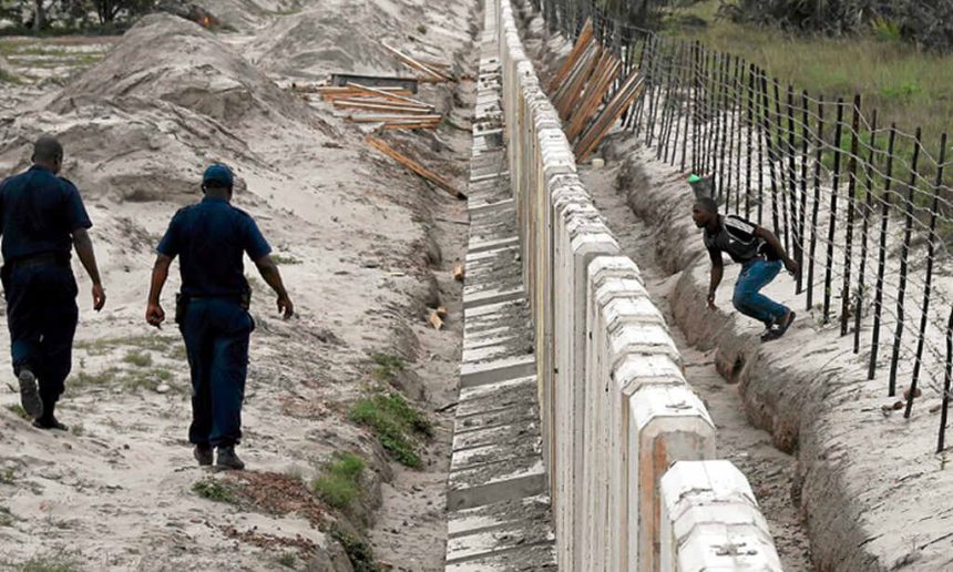 África do Sul retoma a construção de um muro na fronteira com Moçambique