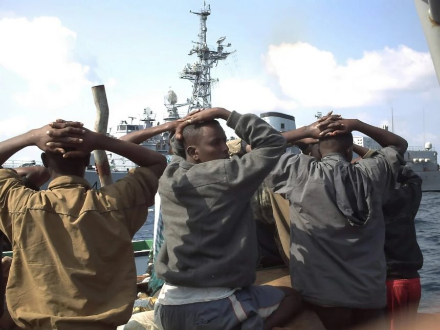 Autoridades somalis capturam piratas que desviaram navio com mercadoria de Moçambique