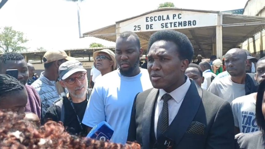 Venâncio Mondlane apela a adesão massiva às mesas de voto apesar dos ilícitos eleitorais já verificados