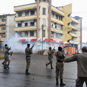 Sociedade civil apela a comunidade internacional para “condenar a violência policial” nas manifestações