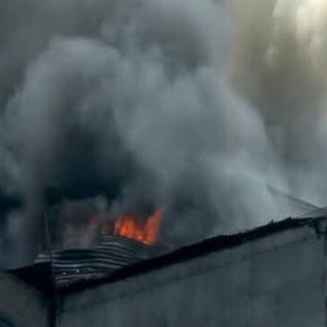 Detidos indivíduos que incendiaram posto da PRM e centro de saúde em Nampula