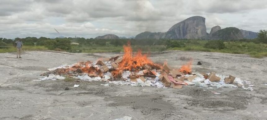 Nampula decide pela destruição do material de votação apesar da contestação