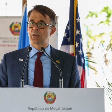 Saída de altos funcionários da USAID em Moçambique irá deixar na incerteza 114 programas de ajuda