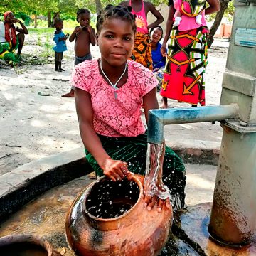 Mais de 70 mil famílias passam a ter água potável em Machaze