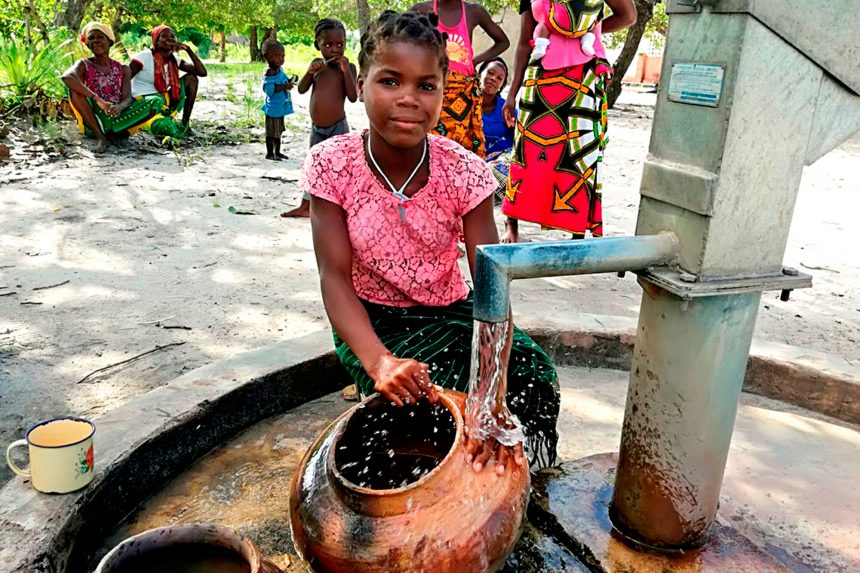 Moçambique quer aumentar acesso a água para 80% até 2024