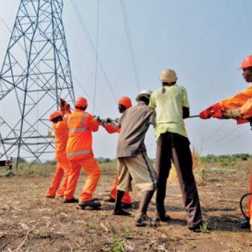 Um milhão de moçambicanos teve acesso à energia elétrica em 2022