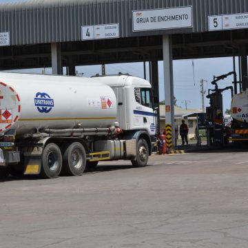 Preços de combustíveis em Moçambique são os mais baixos da SADC – Nyusi