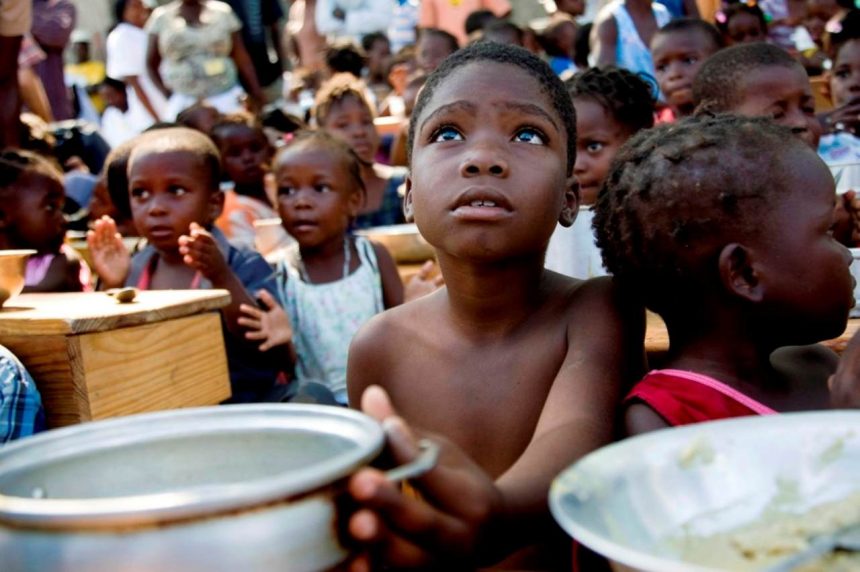 Estudo da UNICEF diz que falta de nutrientes causa danos nas crianças