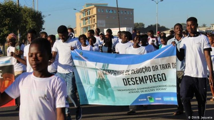 “Taxa de desemprego estimada para Moçambique desce para 17,5%” – INE