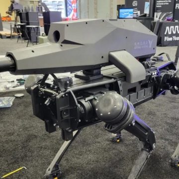 Ghost Robotics constrói cão-robô com arma integrada