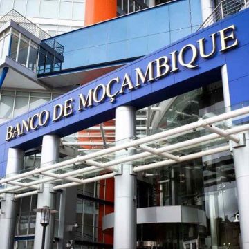 Primeiro-ministro empossa Administradora do Banco de Moçambique