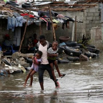 Chuva desaloja mais de 100 famílias em Sofala