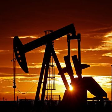 Procura mundial de petróleo vai reduzir este ano – AIE