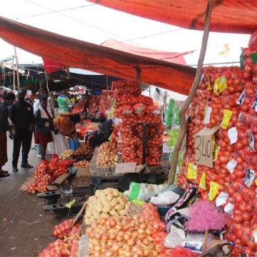 Mukheristas pretendem descarregar mercadorias nos bairros durante as festas