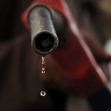 Novos preços de combustível começam a vigorar esta terça-feira