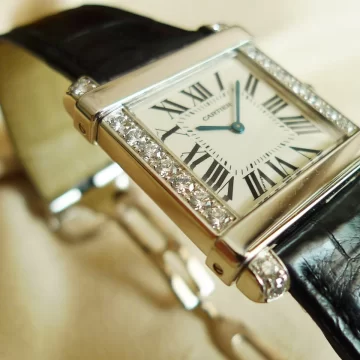 Francesa Cartier lança uma das mais raras colecções de relógios Tank