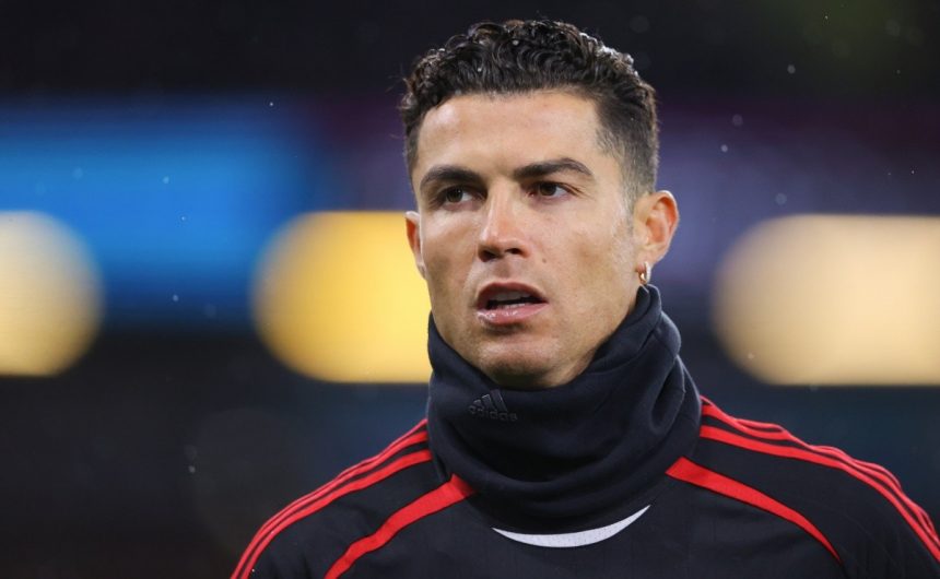 Cristiano Ronaldo poderá regressar ao futebol europeu no próximo mercado