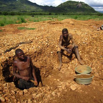 Manica: Autoridades ambientais querem reforço da fiscalização na mineração