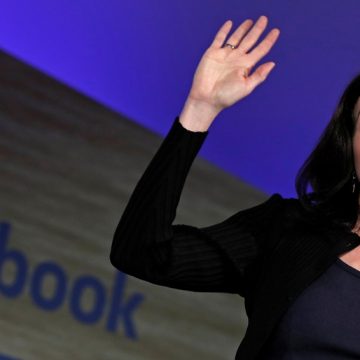 Número dois do Facebook anuncia demissão
