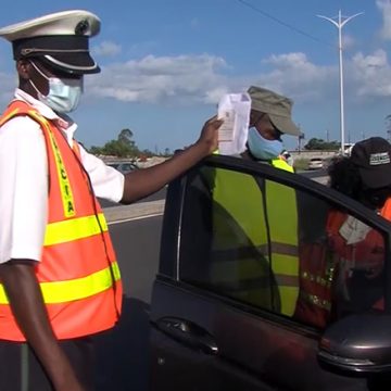 Polícia de Trânsito retoma testes de álcool aos automobilistas