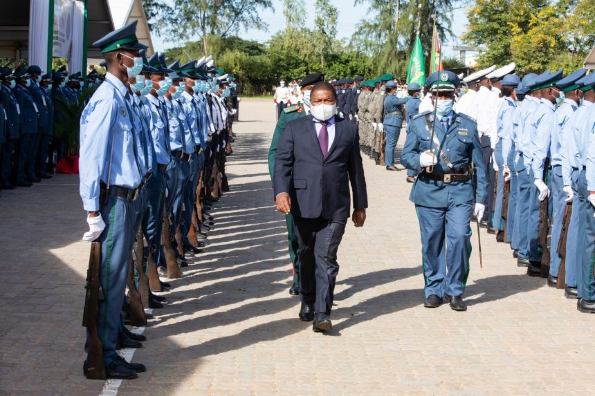 Nyusi apela à reinvenção da PRM para combater o terrorismo em Cabo Delgado