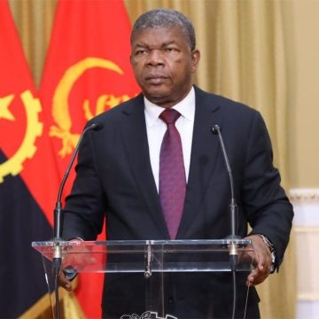 Presidente angolano defende o diálogo como melhor solução para crise pós-eleições em Moçambique