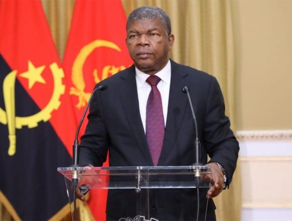 Presidente angolano defende o diálogo como melhor solução para crise pós-eleições em Moçambique