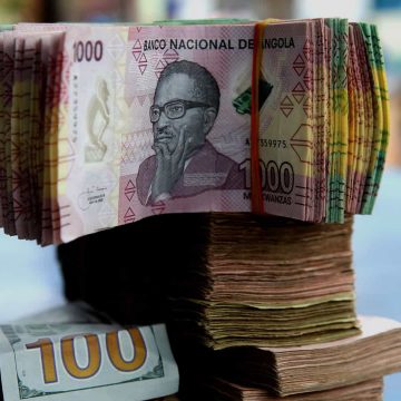 Angola coloca kwanza no sistema de pagamentos da África do Sul e Namíbia