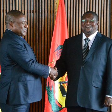 Filipe Nyusi e Ossufo Momade reafirmam compromisso com reintegração dos antigos guerrilheiros da Renamo