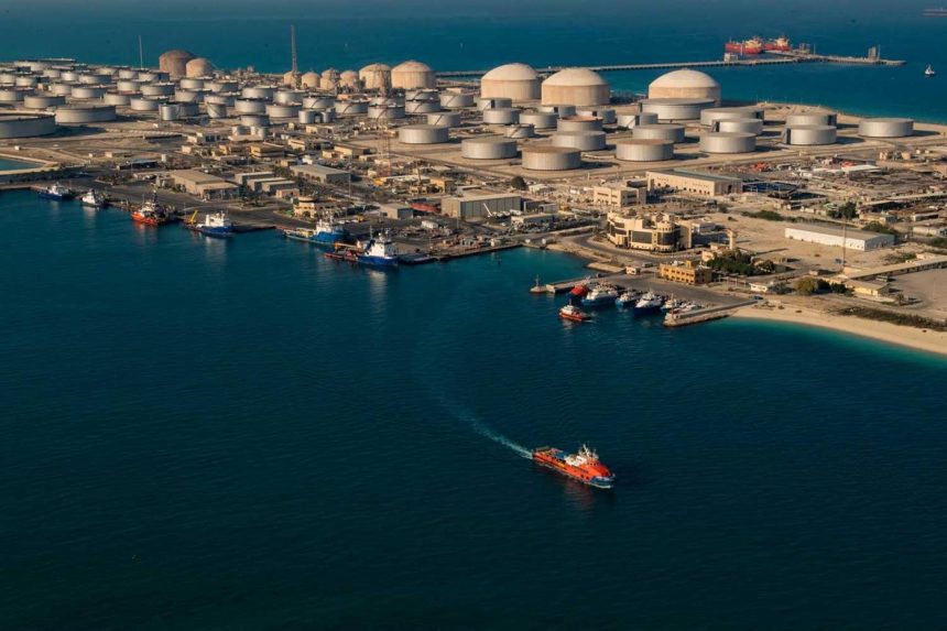 Lucro da petrolífera Saudi Aramco sobe 39% para 42,4 mil milhões
