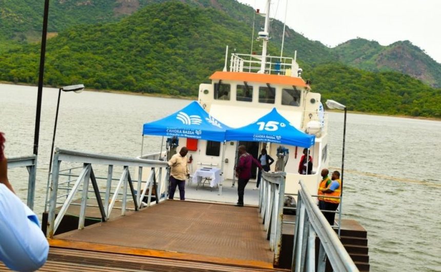 Ferryboat adquirido em 2015 faz a sua primeira viagem este ano em Tete
