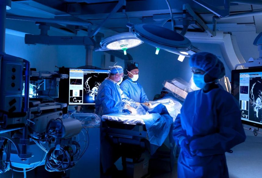 Inteligencia Artificial ajuda a prever doentes de risco após cirurgia