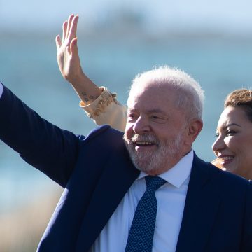 Lula da Silva bate recorde de actos nos primeiros dias da presidência