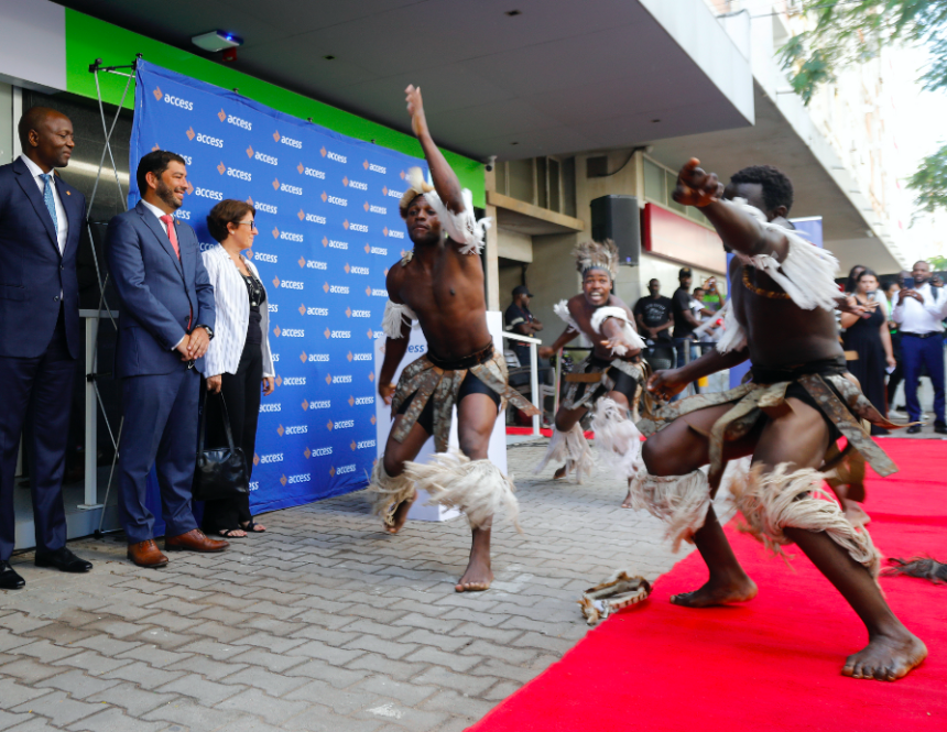 Access Bank inaugura nova agência em Maputo com foco na expansão de serviços financeiros