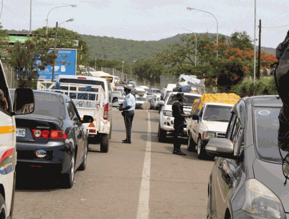 Transportadores rodoviários suspendem rota Maputo-Durban e só retomam depois da reunião com os sul-africanos