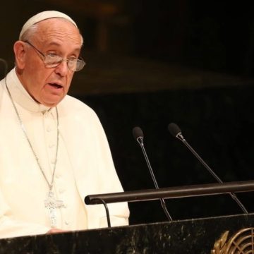 Papa pede “reparação” pelos abusos cometidos pela Igreja