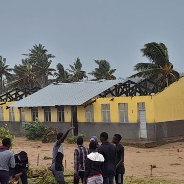 Maputo: Vítimas da tempestade Filipo recebem Material de construção
